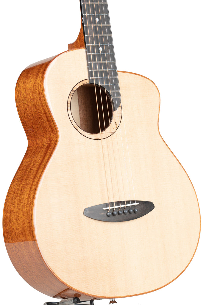 aNueNue M100 Original Series Spruce Mahogany Guitar